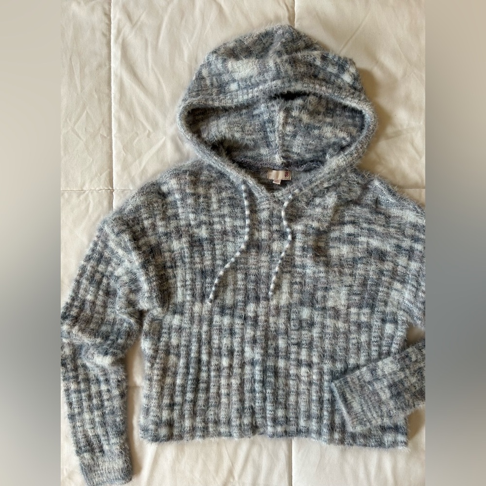 Y2K SO Light Blue Cropped Stretchy Ribbed Knit Sweater with Hood - Picture 3 of 7